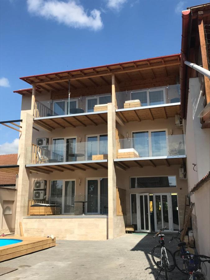 Egria Apartments Exteriör bild